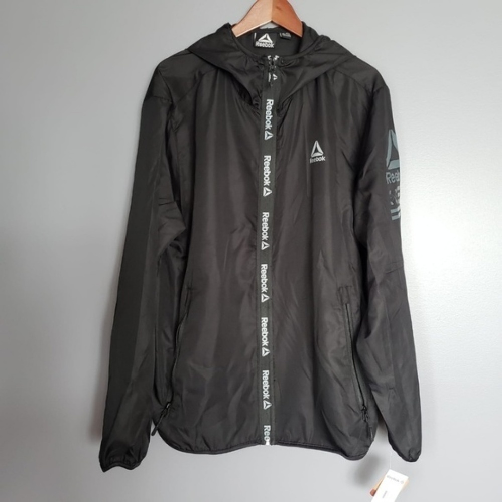 NWT REEBOK Lightweight Windbreaker Men's Black XL